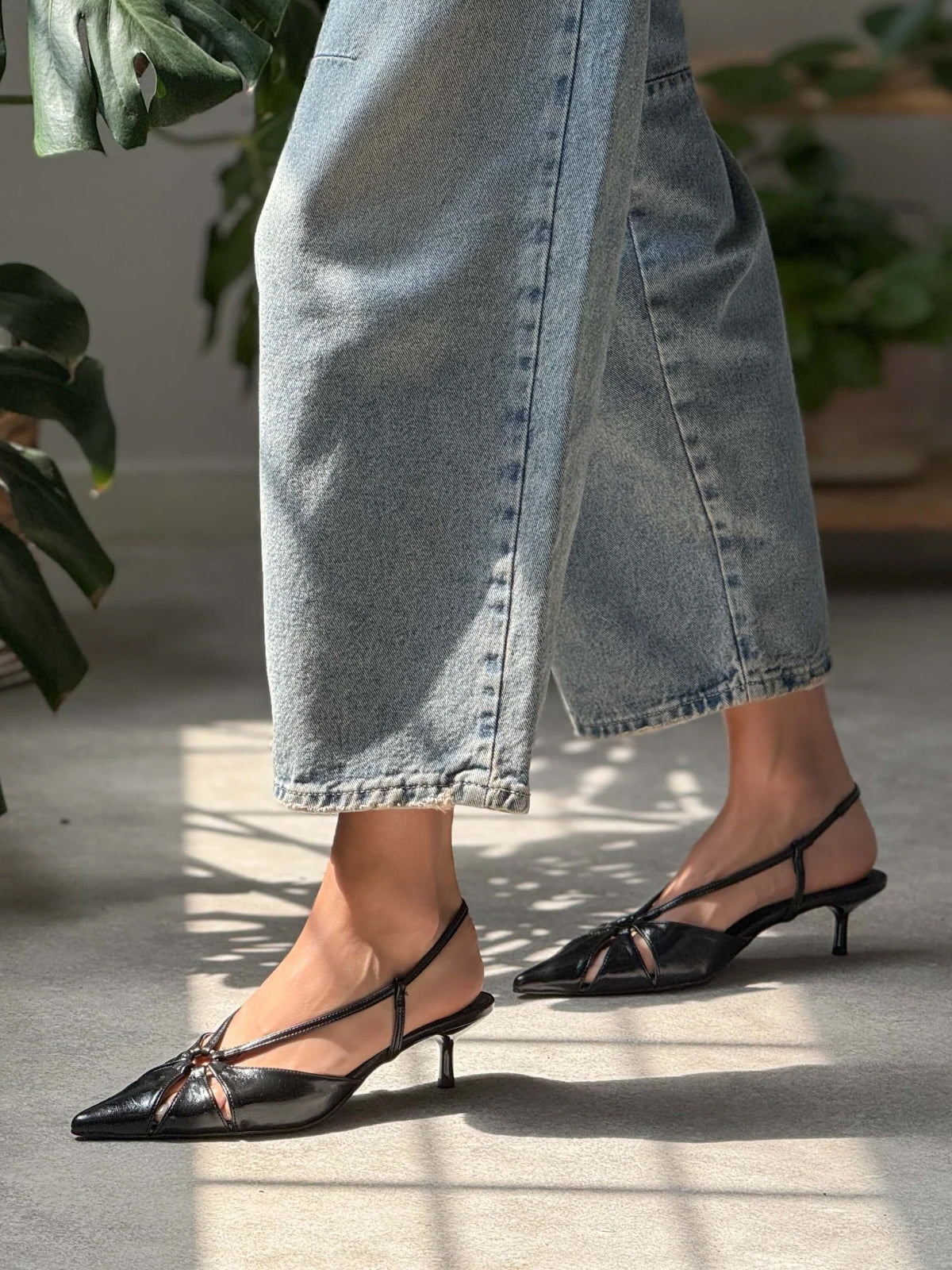 Black Pointed-Toe Elastic Strap Slingback Kitten Heels