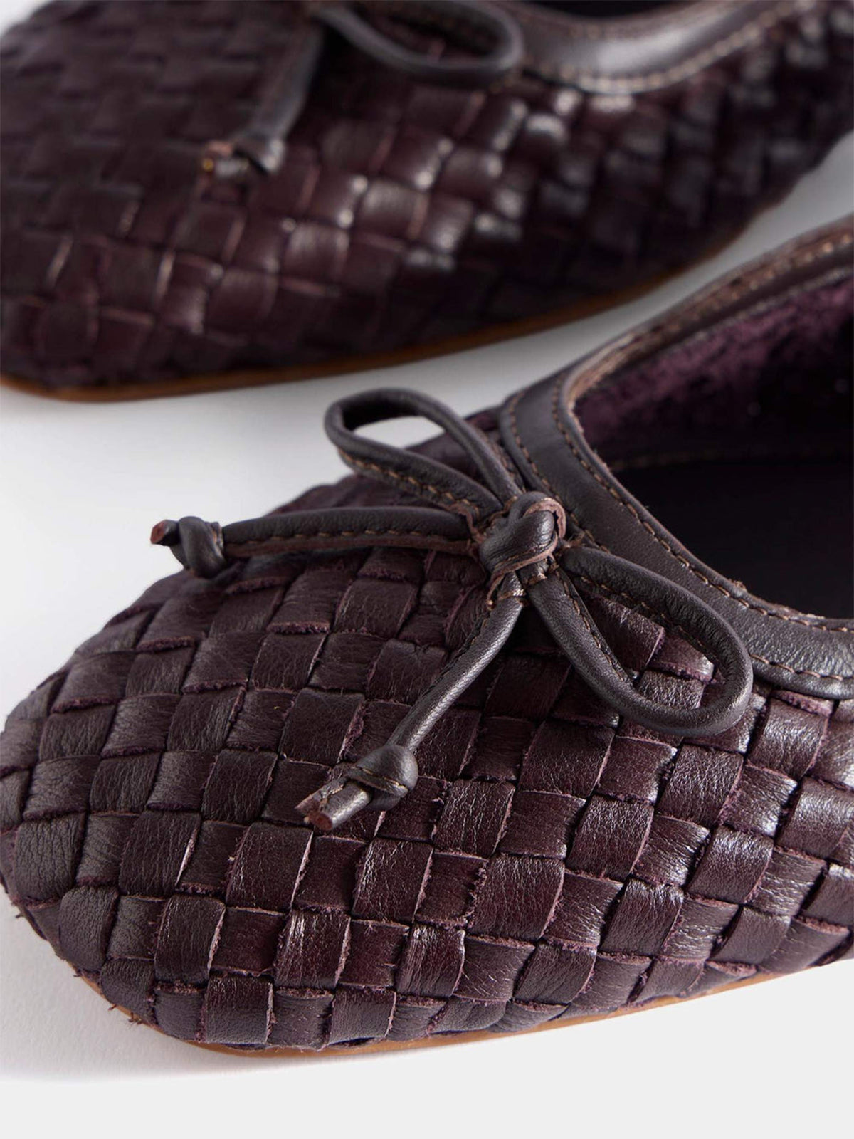 Burgundy Woven Vegan Leather Square-Toe Front Bow And Mary Jane Flats