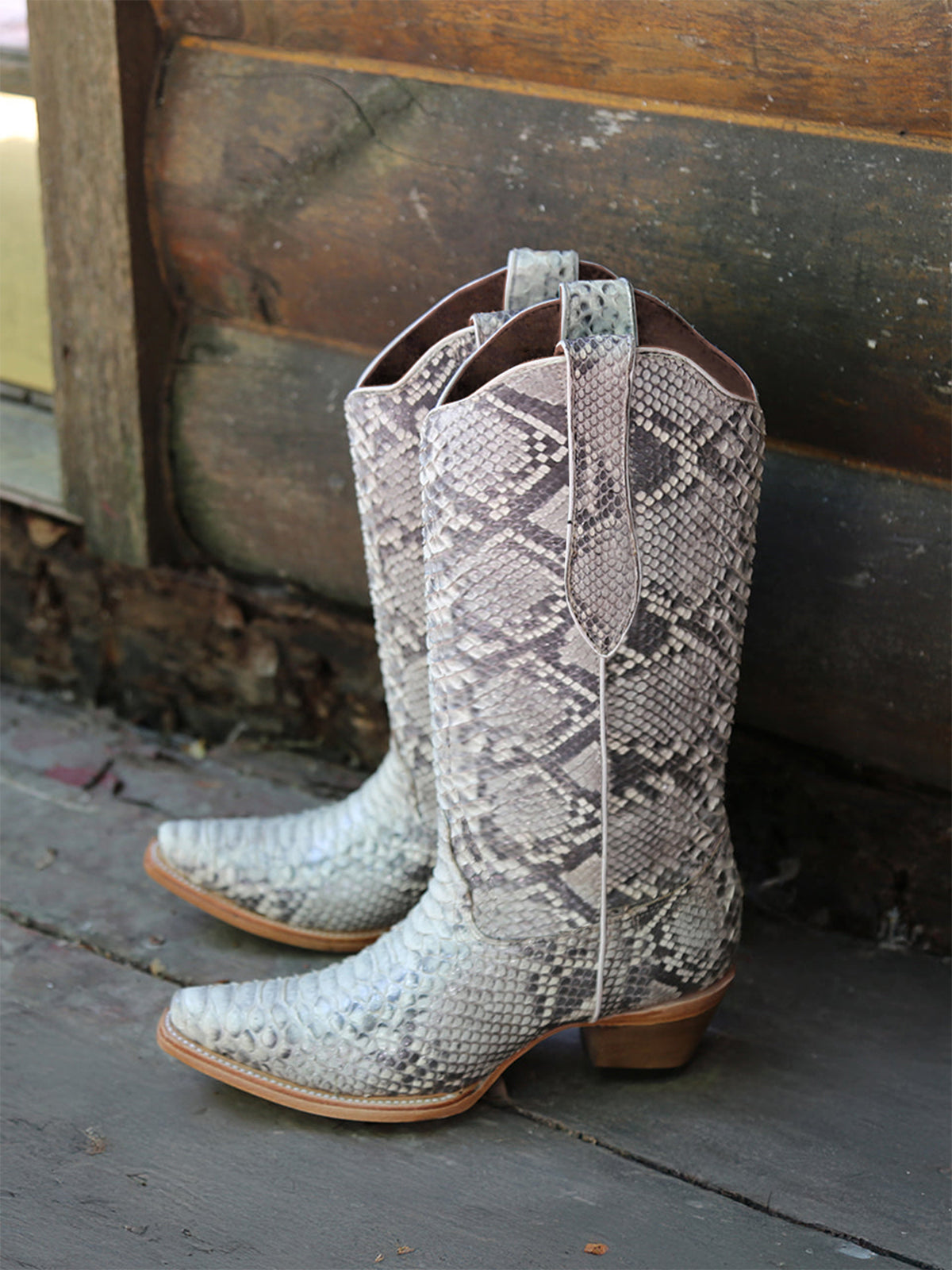 White Snakeskin Pattern Snip-Toe Sleek Mid Calf Cowgirl Boots
