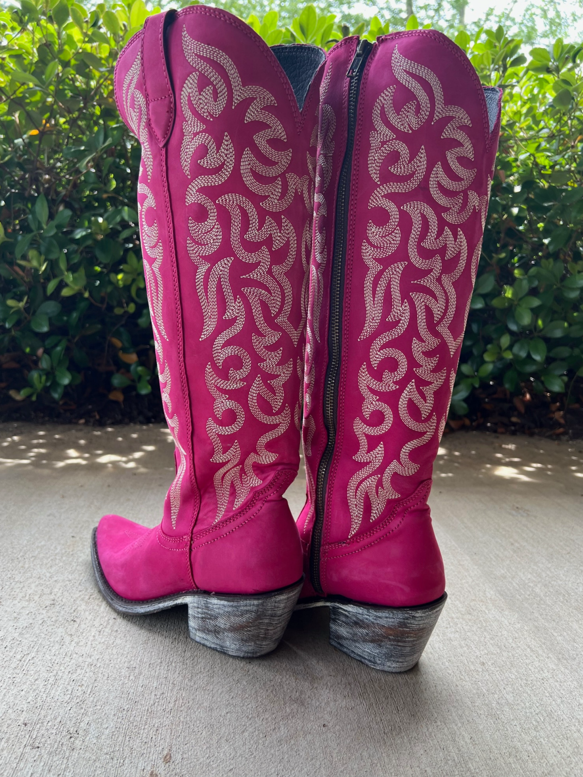 Round Pointed-Toe Embroidery Full-Zip Tall Knee High Cowgirl Boots - Fuchsia