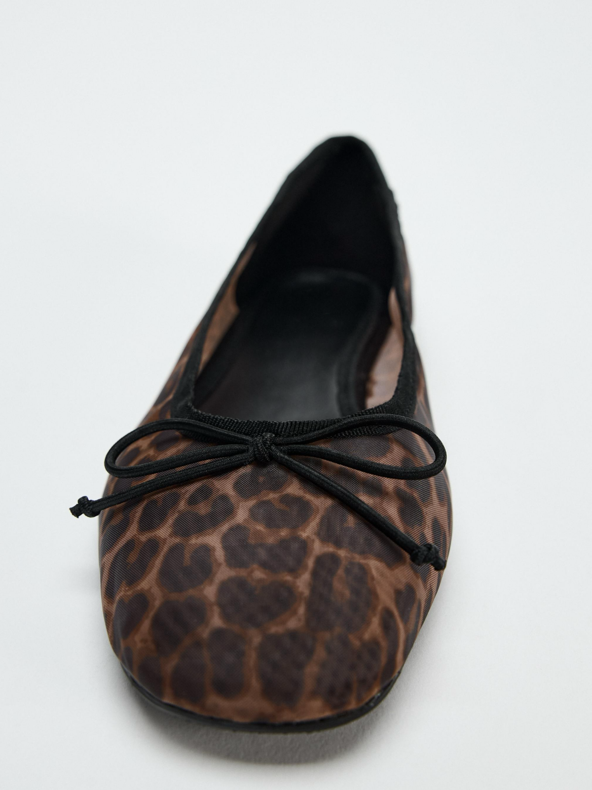 Leopard Mesh Round-Toe Ballet Bow Flats