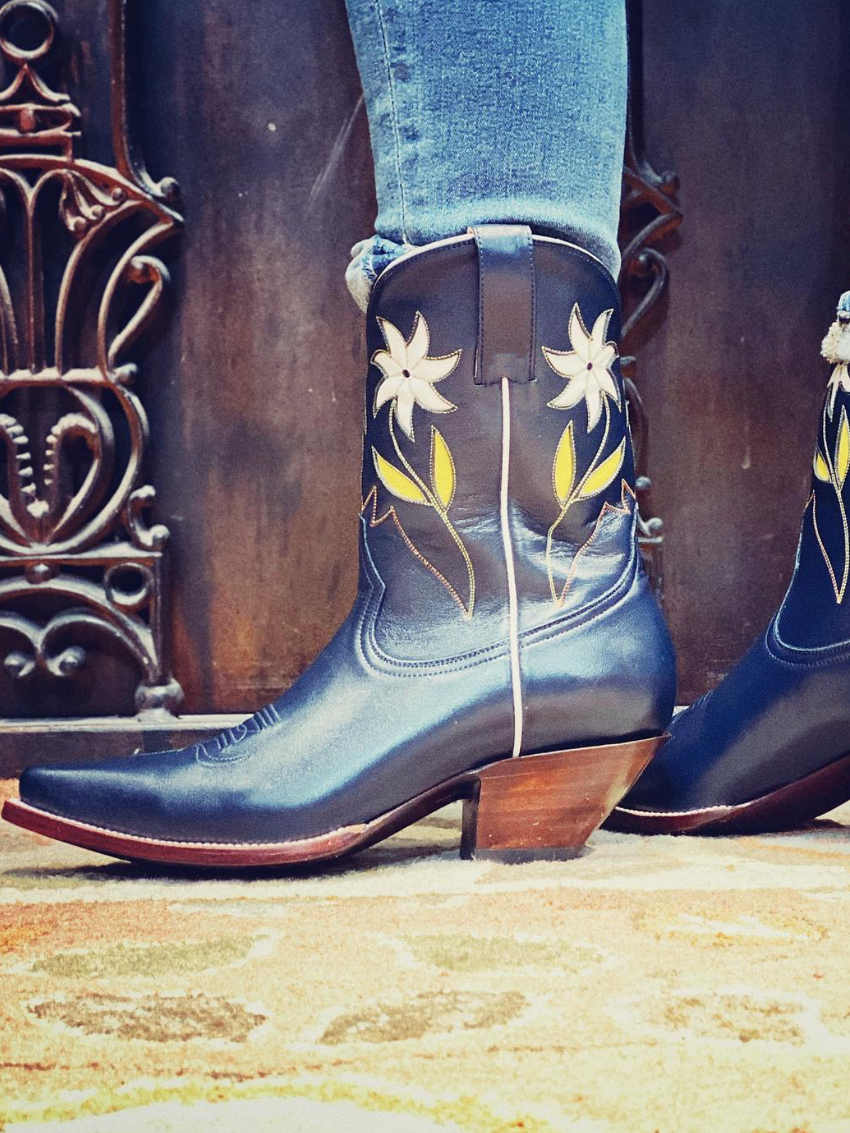 Dark Blue Flower Inaly Pointed-Toe Wide Mid Calf Cowgirl Boots