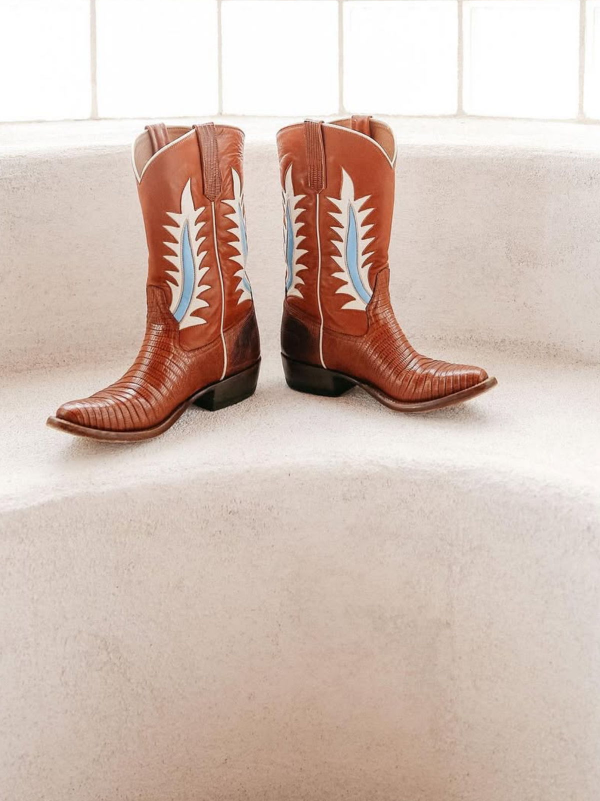 Brown Contrast Vegan Leather And Lizard Print Snip-Toe Classic Inlay Wide Mid Calf Cowgirl Boots