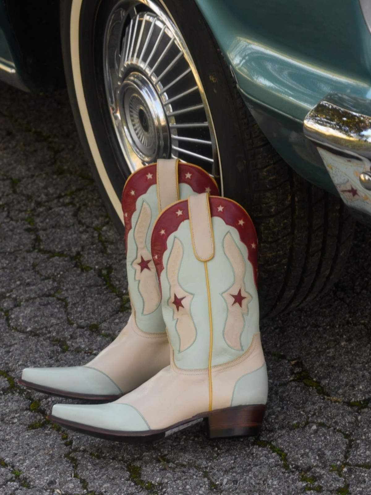 Contrast Tri-Color Snip-Toe Star Inlay Wide Mid Calf Cowgirl Boots