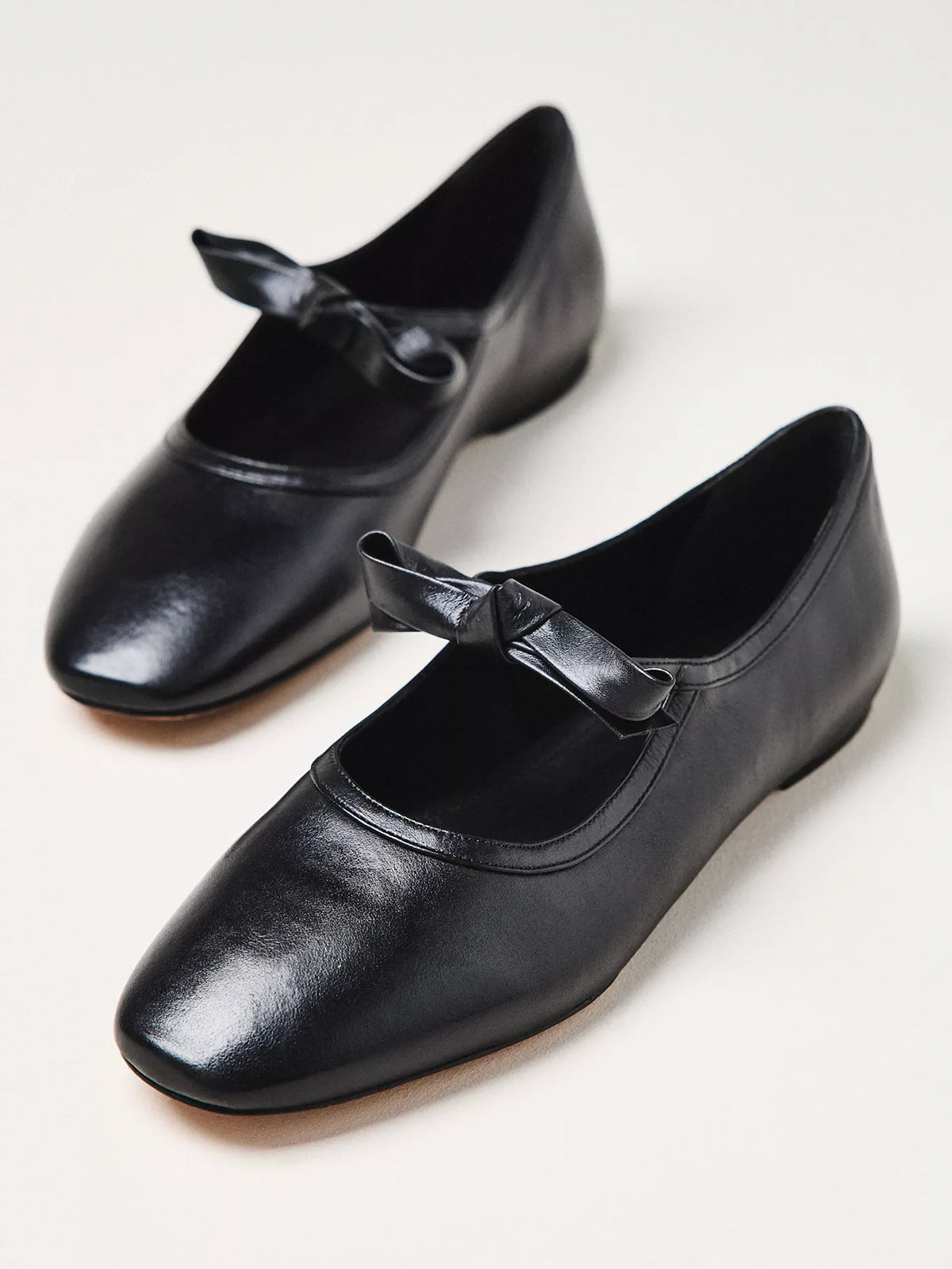 Black Square-Toe Bridge Bow Strap Ballet Flats