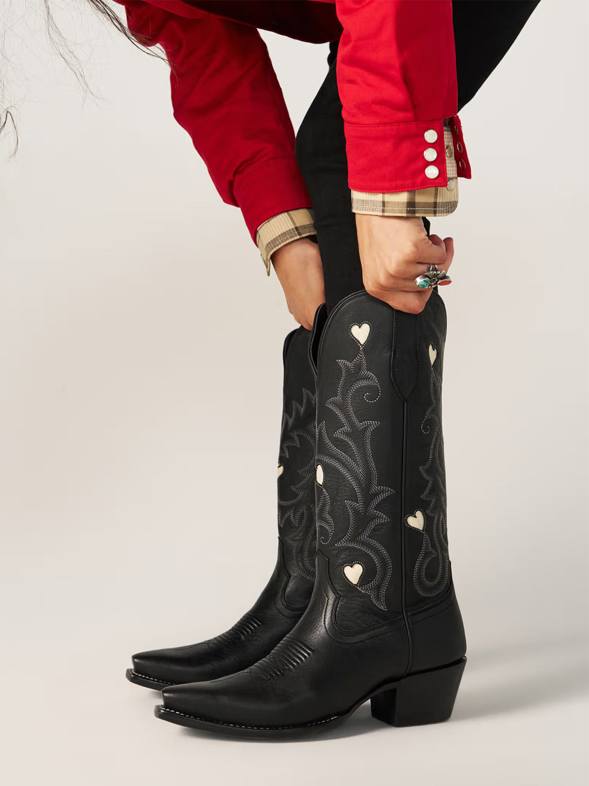 Black Snip-Toe Embroidery White Heart Inlay Mid Calf Cowgirl Boots