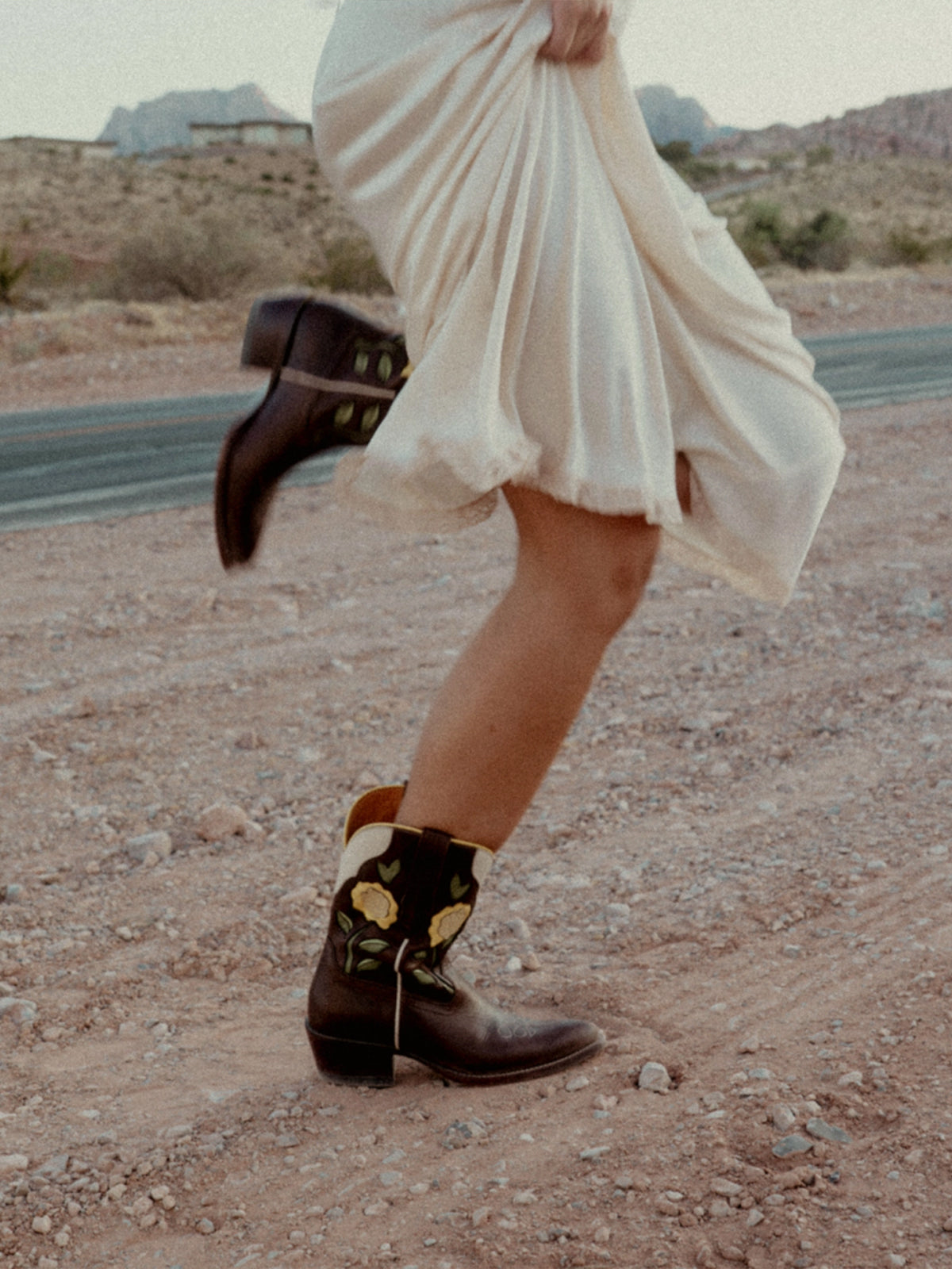 Dark Green Almond-Toe Yellow Flowers Inlay Chic Ankle Cowgirl Boots