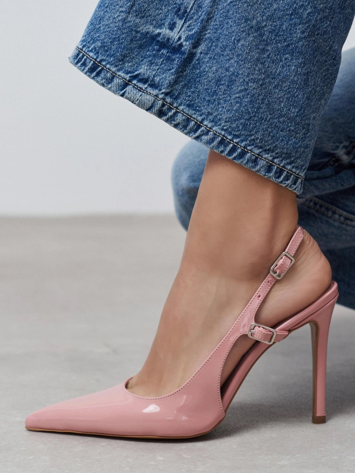 Patent Leather Pointed-Toe Buckle Back Strap Chic High Heels - Pink