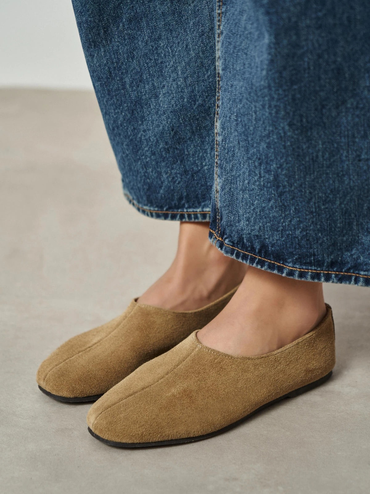 Camel Cow Suede Round-Toe Slip-On Simple Flats