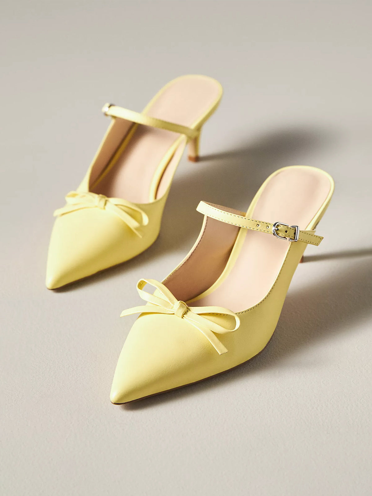Yellow Pointed-Toe Bridge Strap Kitten Heels With Bow