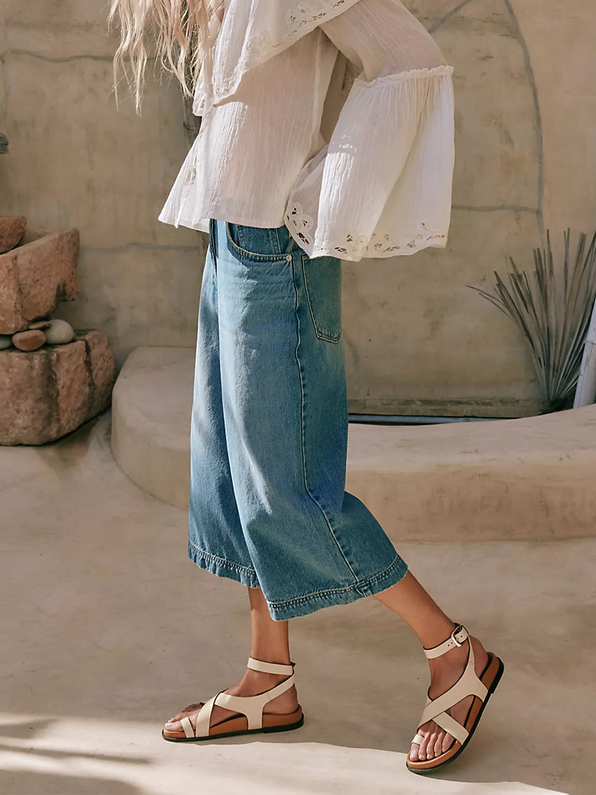 Yellow Round-Toe Criss-Cross And Ankle Straps Footbed Sandals