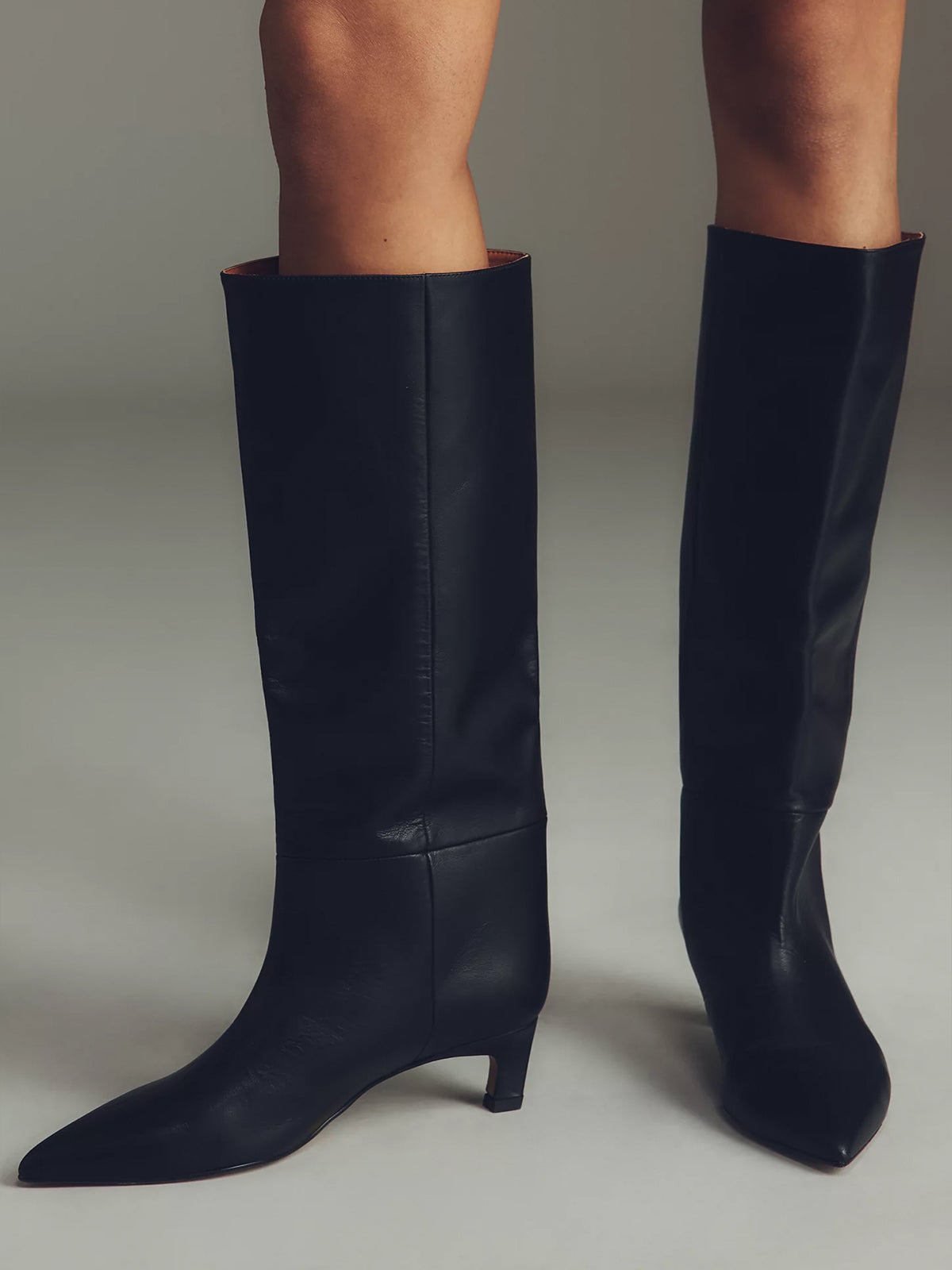 Wide Calf Pointed-Toe Simple Knee High Tall Stiletto Boots - Black