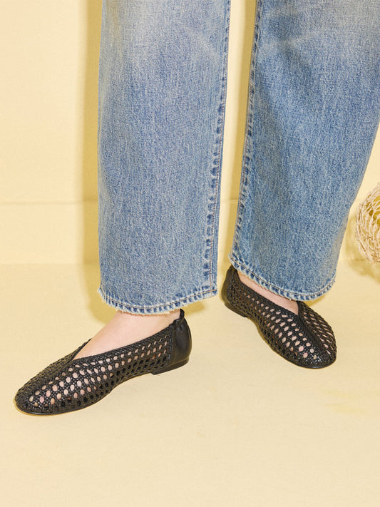 Black Woven Vegan Leather Chic Round-Toe Slip-On Ballet Flats