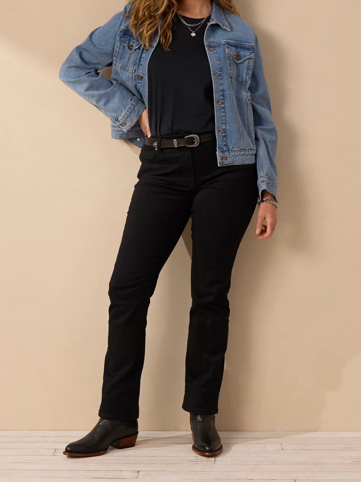 Black Round-Toe Classic Ankle Cowgirl Booties