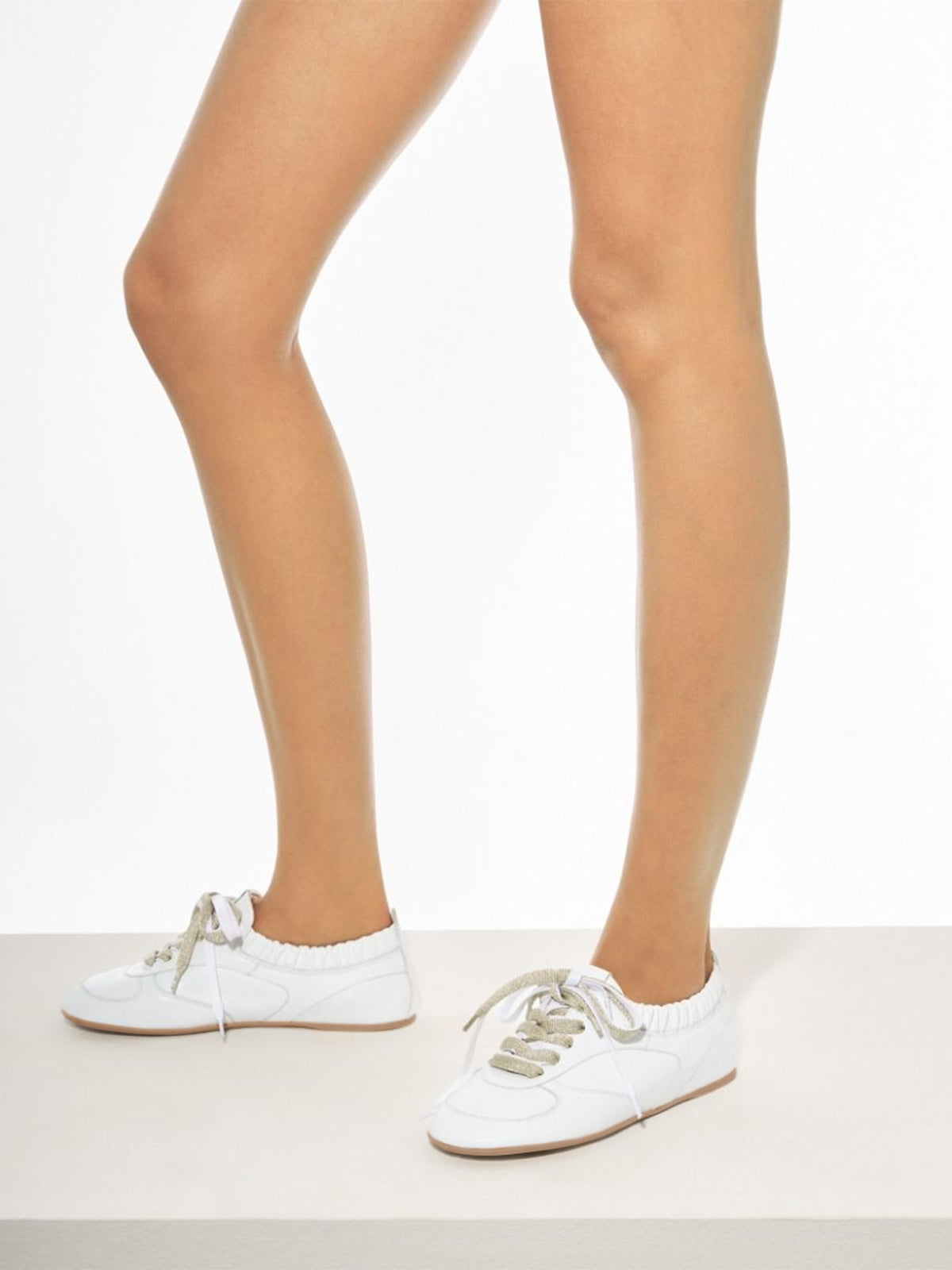 White Cow Leather Round-Toe Lace-Up Chic Flats Sneakers