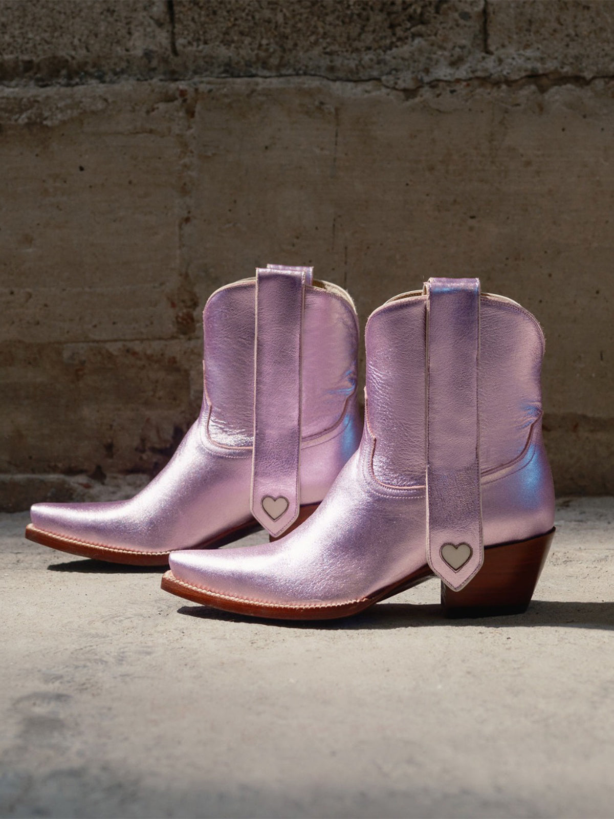 Metallic Pink Snip-Toe Long Ear Pull  With Heart Inlay Ankle Boots