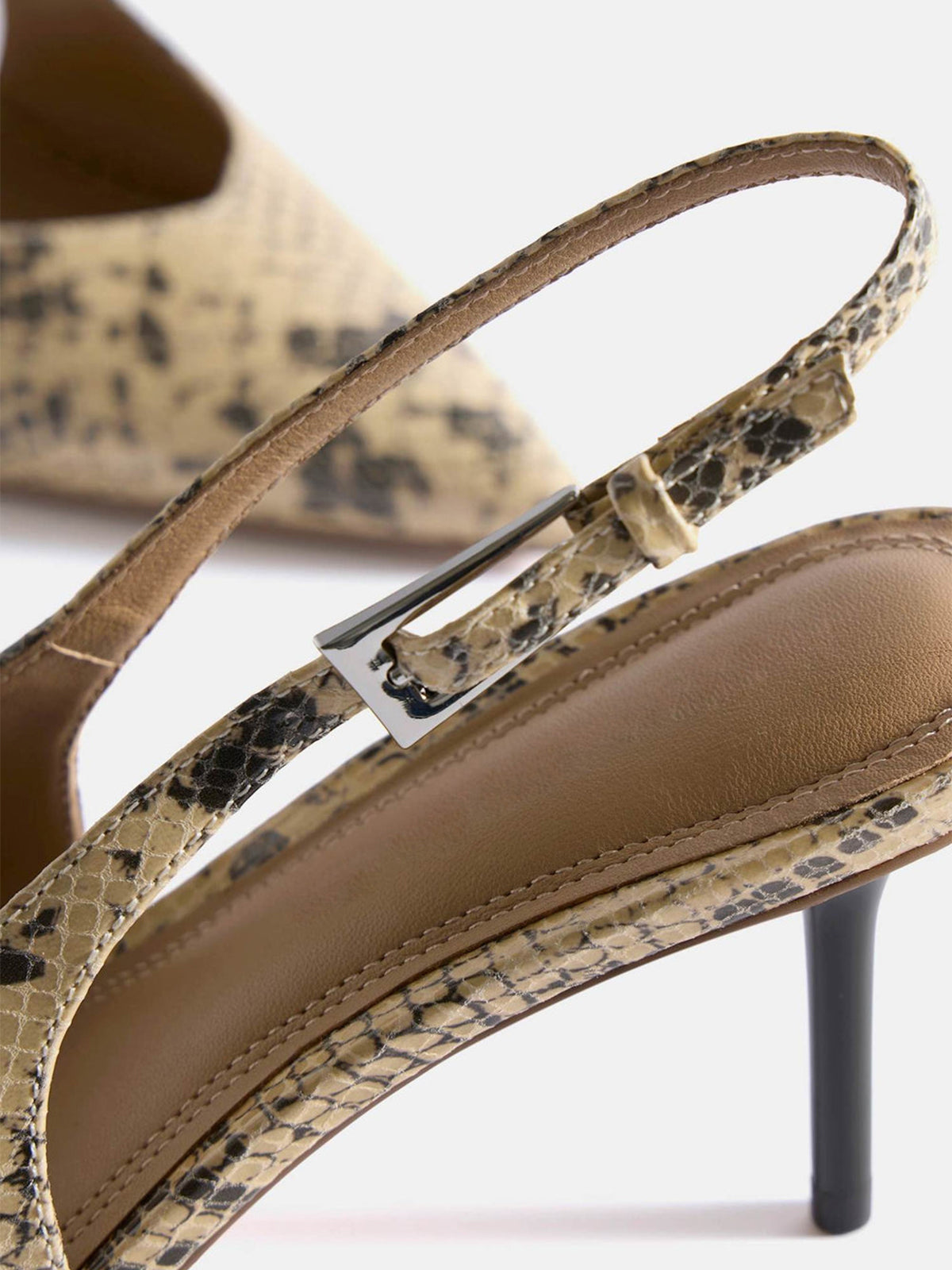 Snakeskin Pattern Pointed-Toe Chic Back Strap Kitten Heels