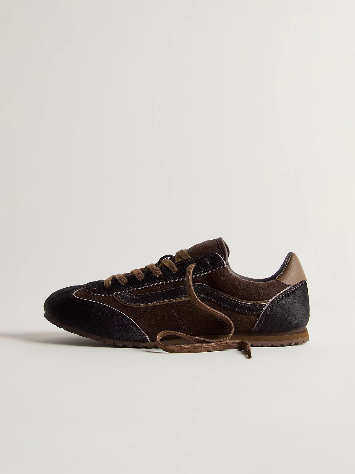 Brown Round-Toe Lace-Up Chic Classic Sneakers Flats