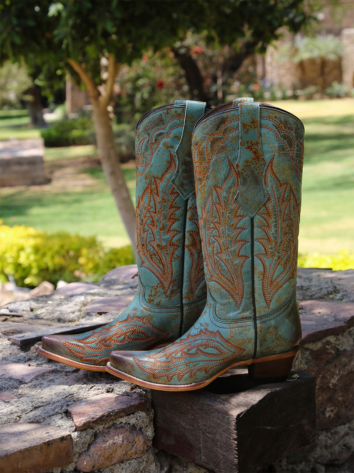 Distressed Turquoise Snip-Toe Vintage Embroidery Mid Calf Cowgirl Boots