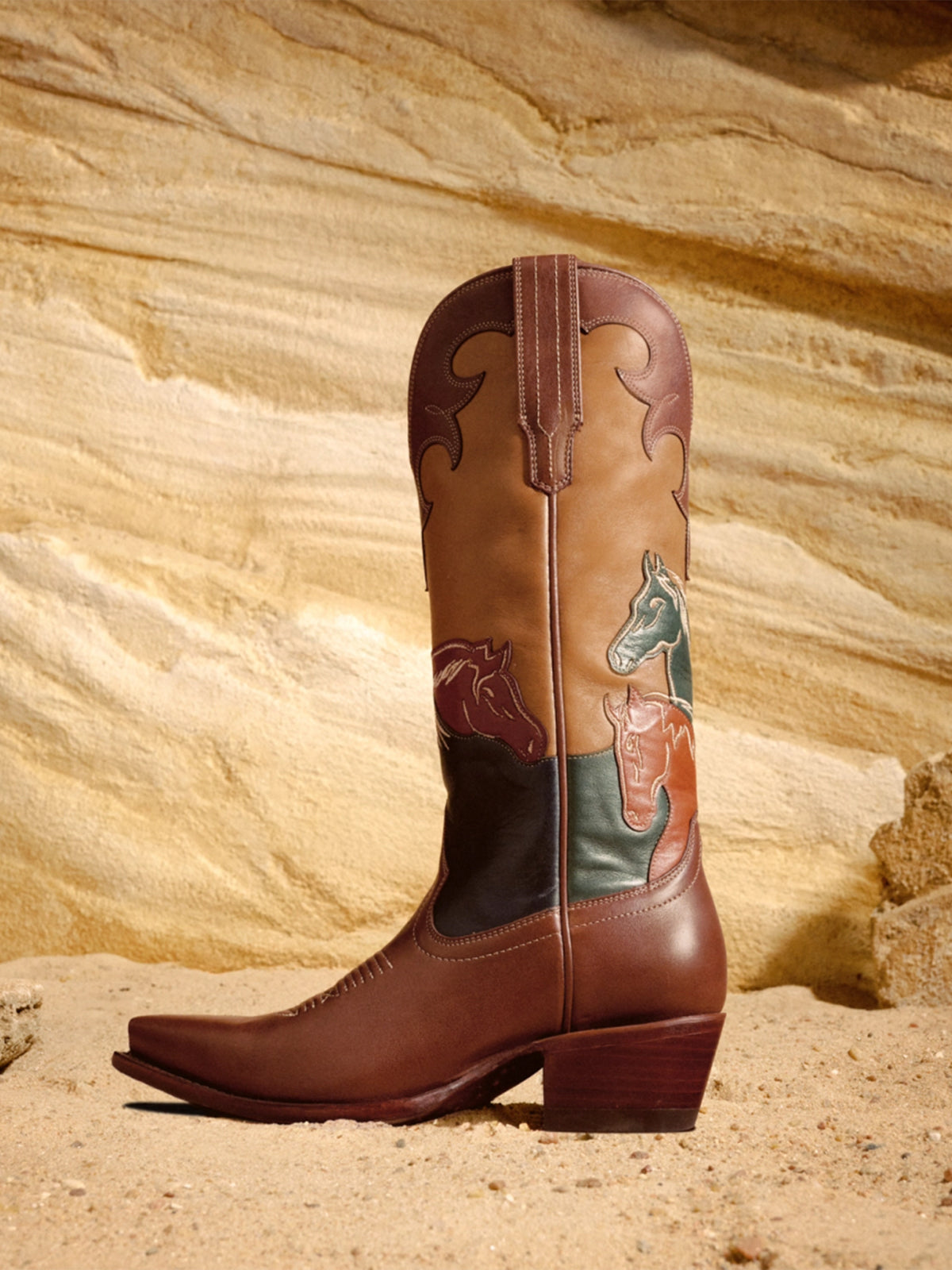 Brown Snip-Toe Horsehead Applique Mid Calf Cowgirl Boots