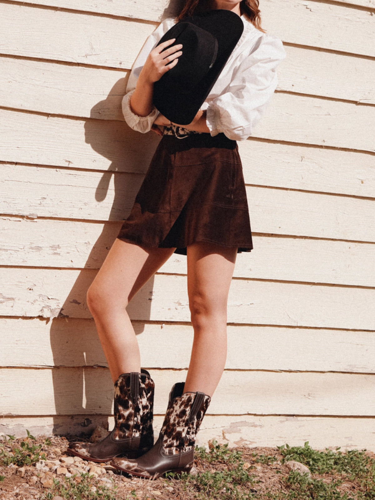 Brown Cowhide-Patterned Horsehair Snip-Toe Mid Calf Cowgirl Boots