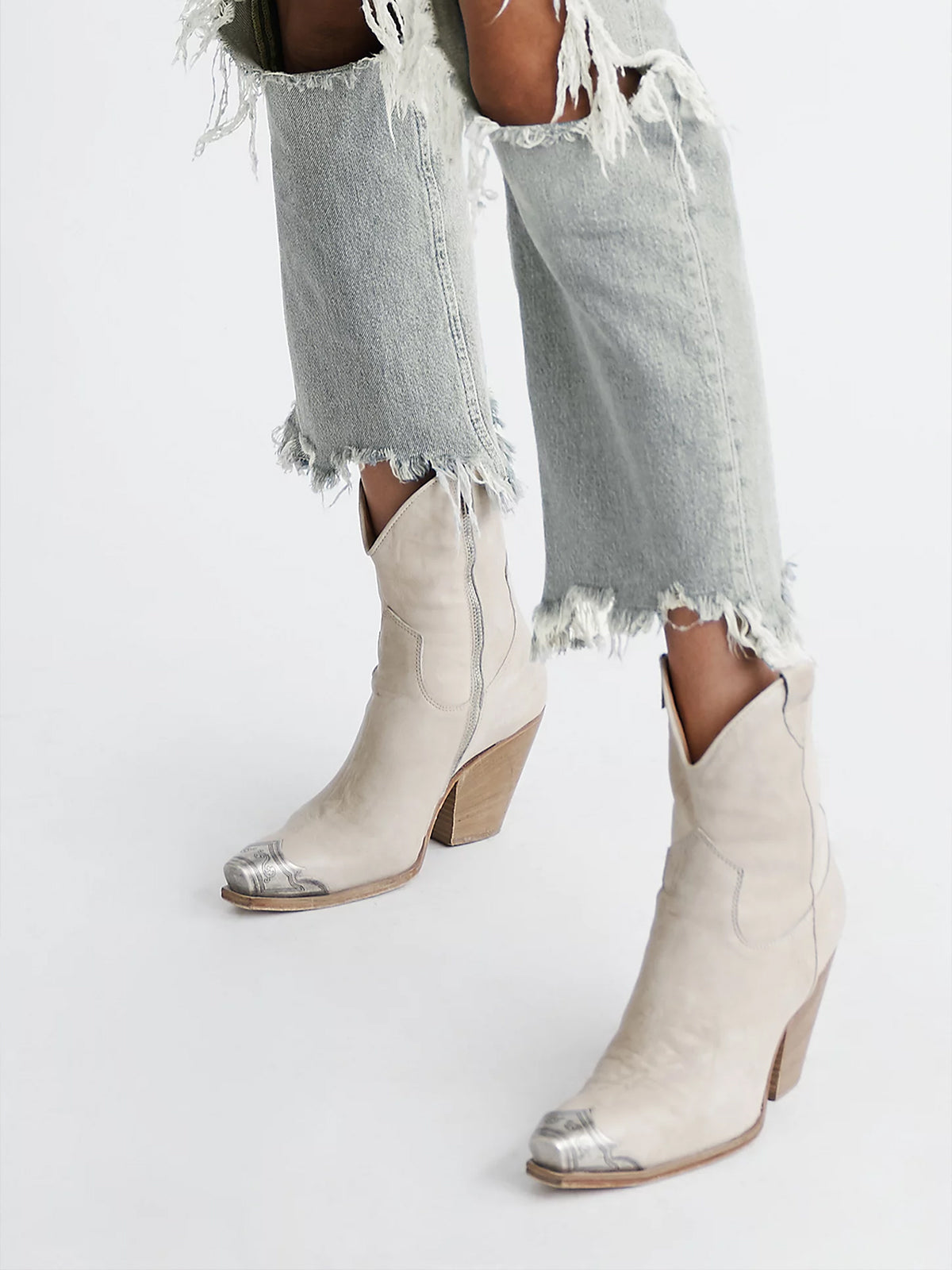 Metal Snip-Toe Full-Zip Classic Cowgirl Ankle Boots - Bone