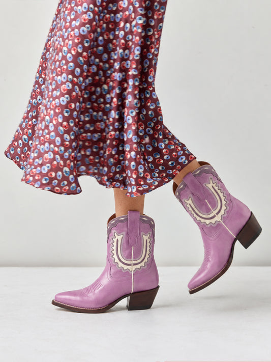Almond-Toe Horseshoe Inlay Chic Cowgirl Ankle Boots - Purple