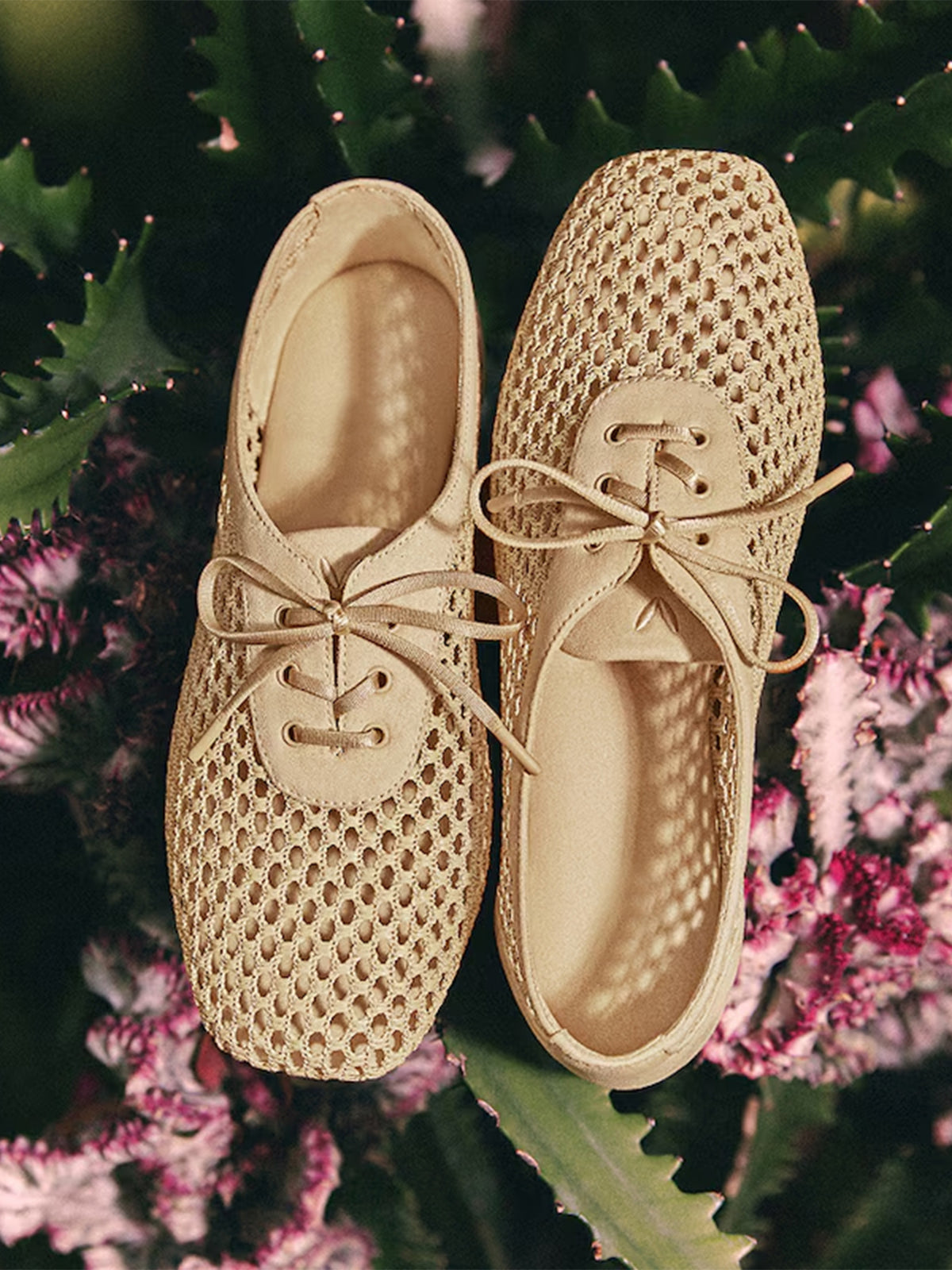 Nude Grass Woven And Faux Suede Square-Toe Lace-Up Chic Flats