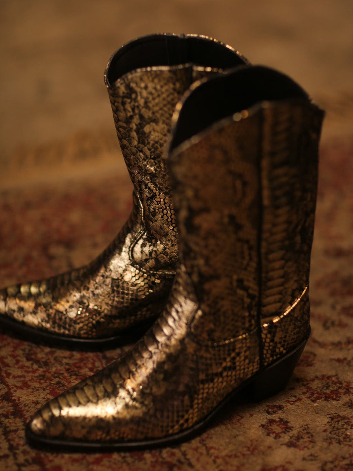 Metallic Snakeskin Print Round-Toe Back Full-Zip Simple Cowgirl Boots