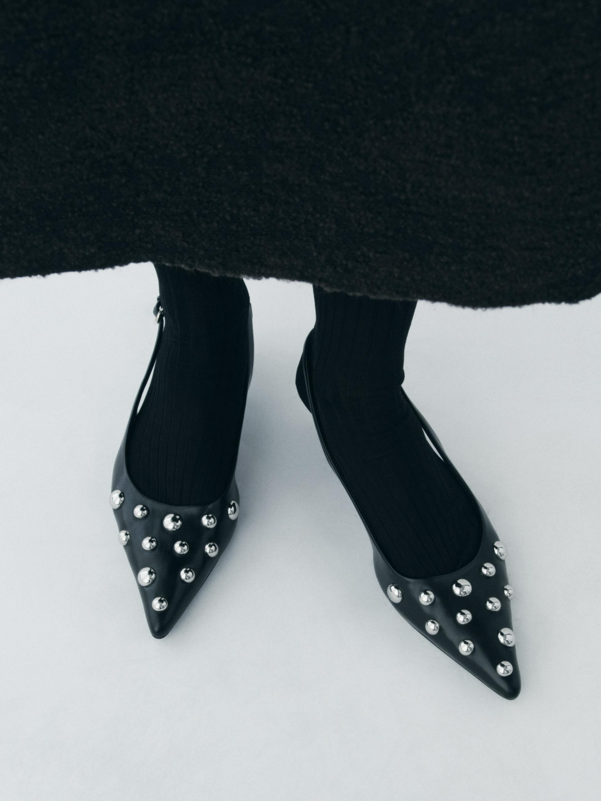 Black Pointed-Toe Slingback Pump Kitten Heels With Big Studs