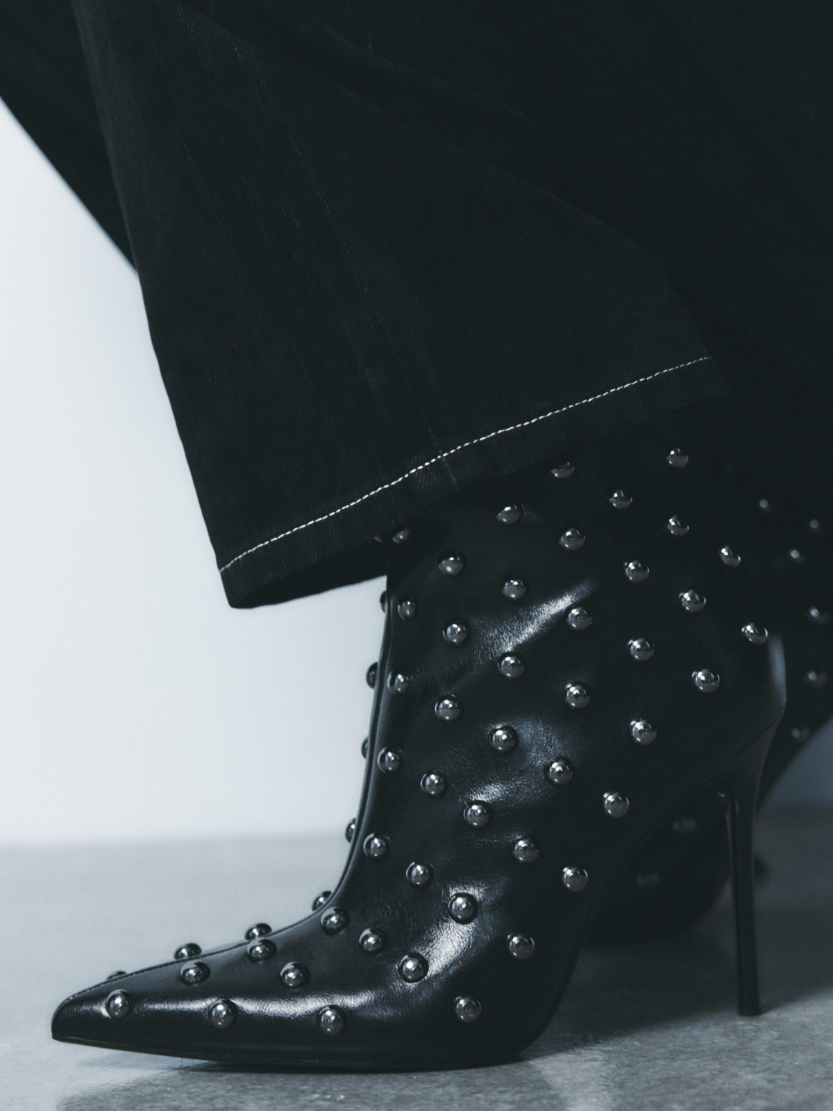 Black Pointed-Toe Studded Full-Zip Stiletto Ankle Booties