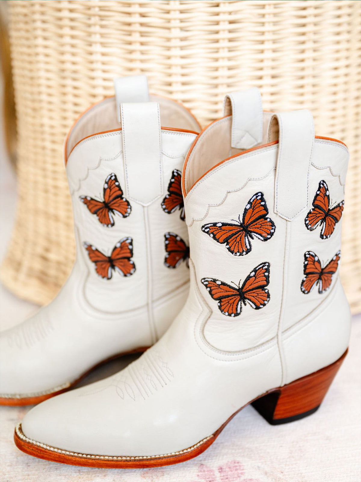 Bone Round-Toe Butterfly Embroidery Ankle Chic Cowgirl Boots
