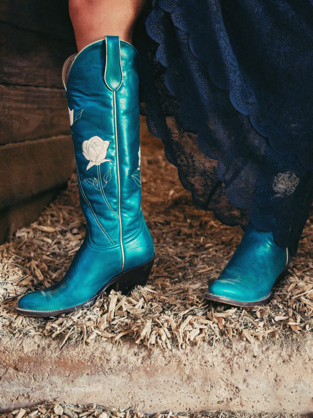 Steel Blue Almond-Toe Cowgirl Wide Calf Boots With White Rose Inlay