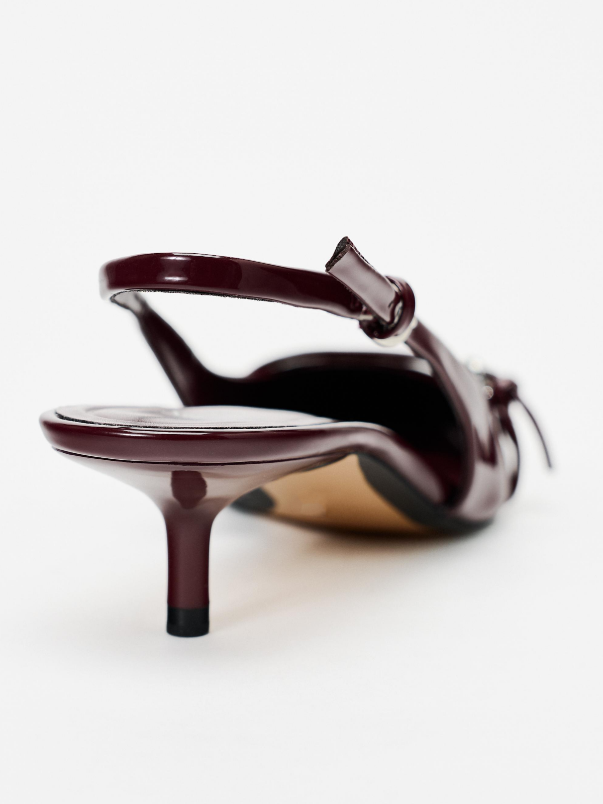 Patent Maroon Kitten Heels Slingback Courts Scarpin Pumps with Buckled Strap