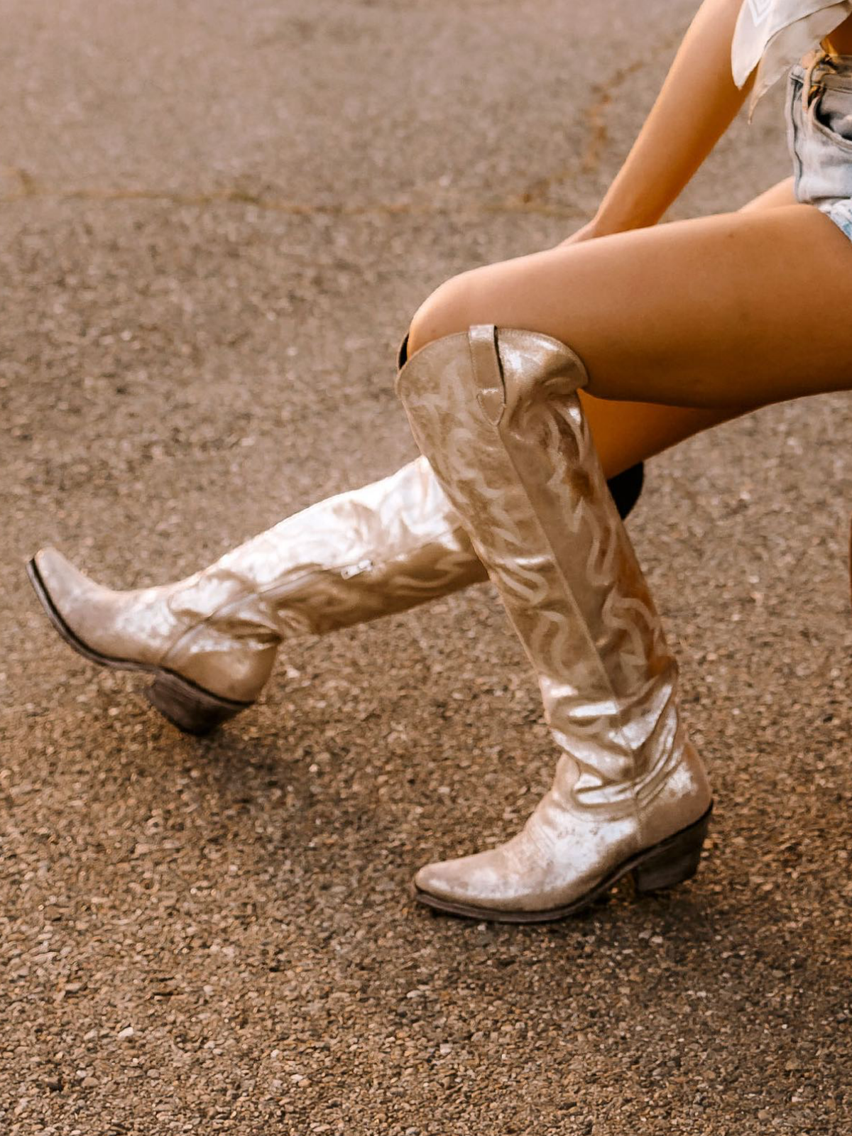 Metallic Crinkle Embroidery Pointed-Toe Half-Zip Over-The-Knee Cowgirl Boots - Gold