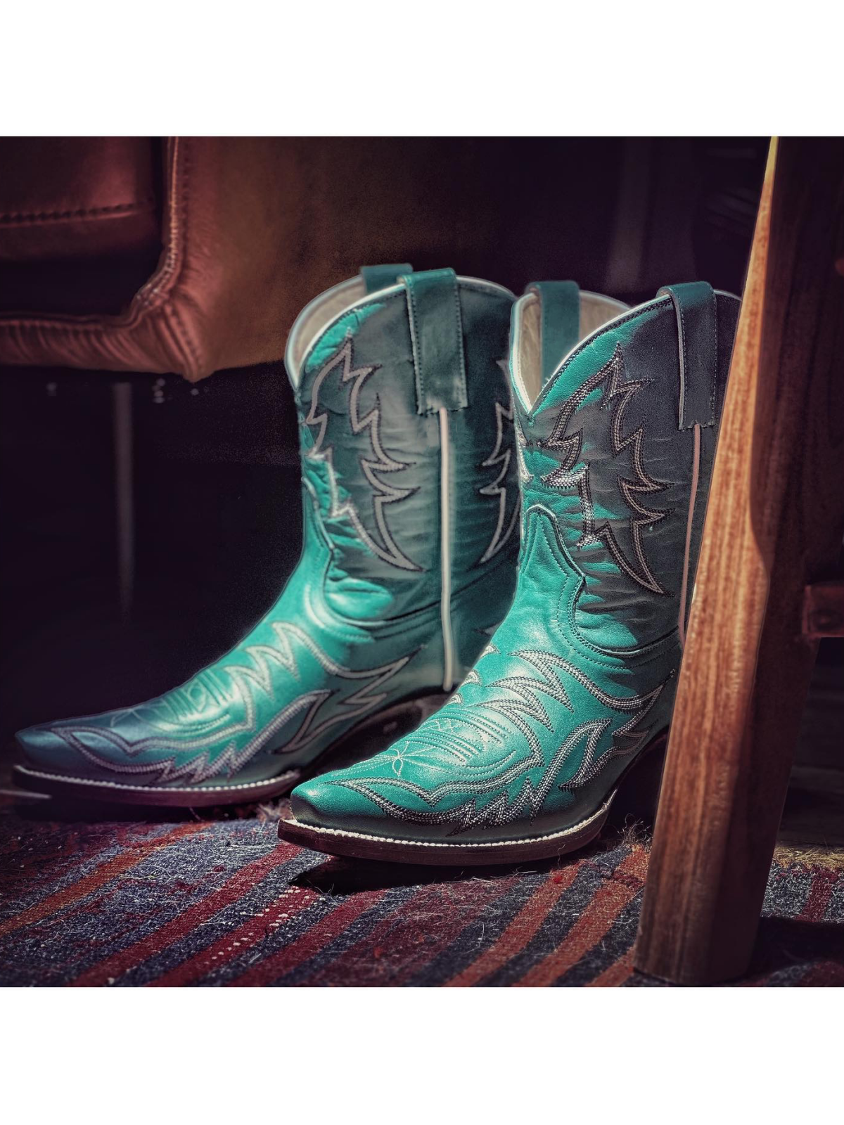 Embroidery Snip-Toe Wide Mid Calf Cowboy Boots For Women - Turquoise