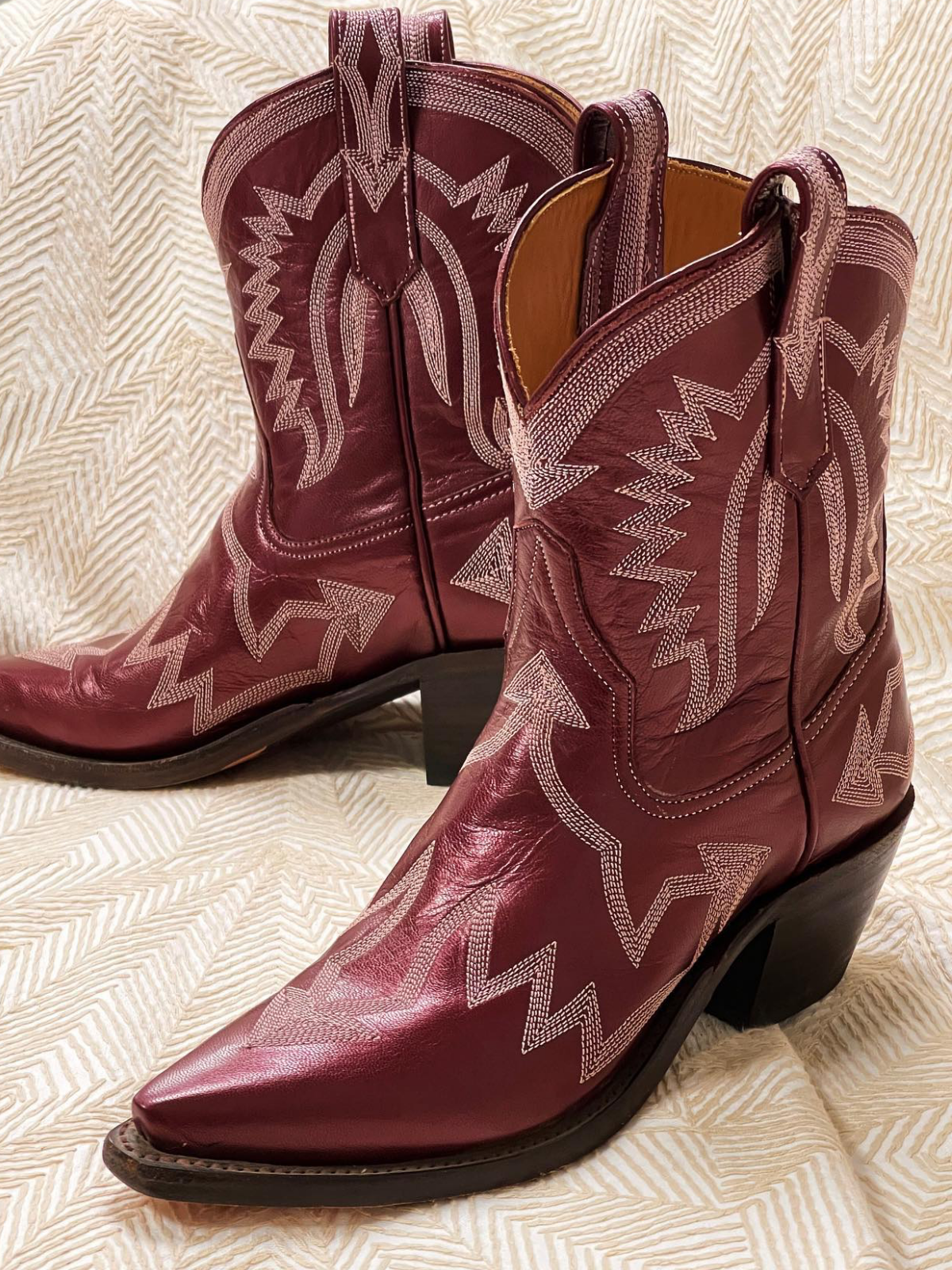 Metallic Embroidery Snip-Toe Wide Mid Calf Cowgirl Boots - Wine Red