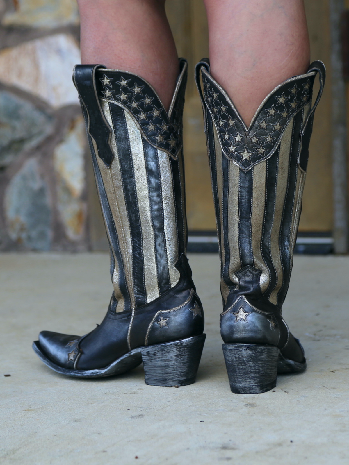 Contrast Black And Metallic Silver Snip-Toe Star Inlay Wide Mid Calf Cowgirl Boots