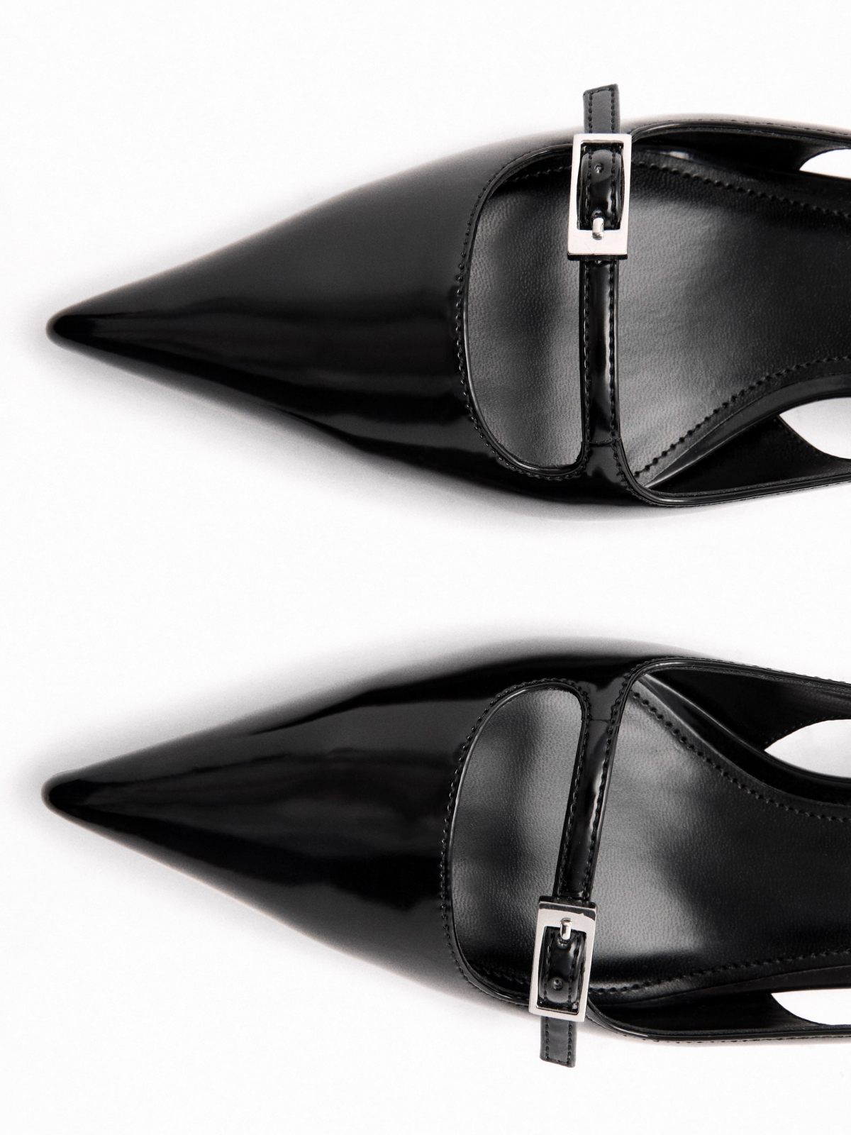 Black Patent Pointed-Toe Slingback Buckle Kitten Heels