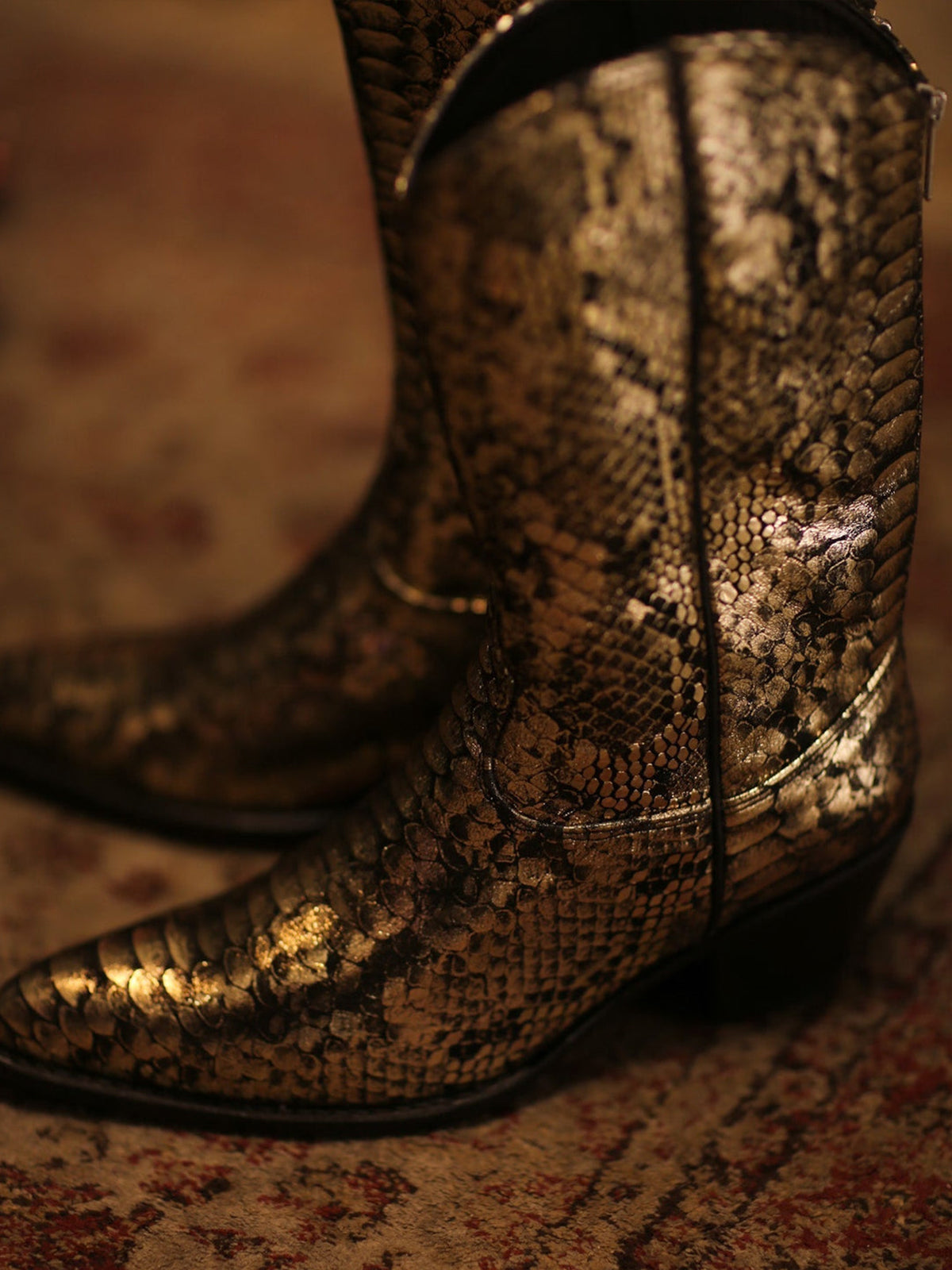 Metallic Snakeskin Print Round-Toe Back Full-Zip Simple Cowgirl Boots