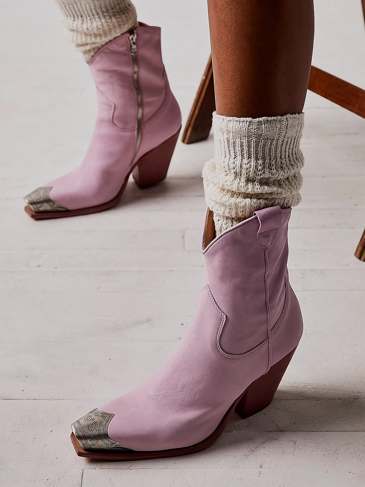 Метални боти до глезена с къси пръсти и цип, класически каубойски, цвят розово