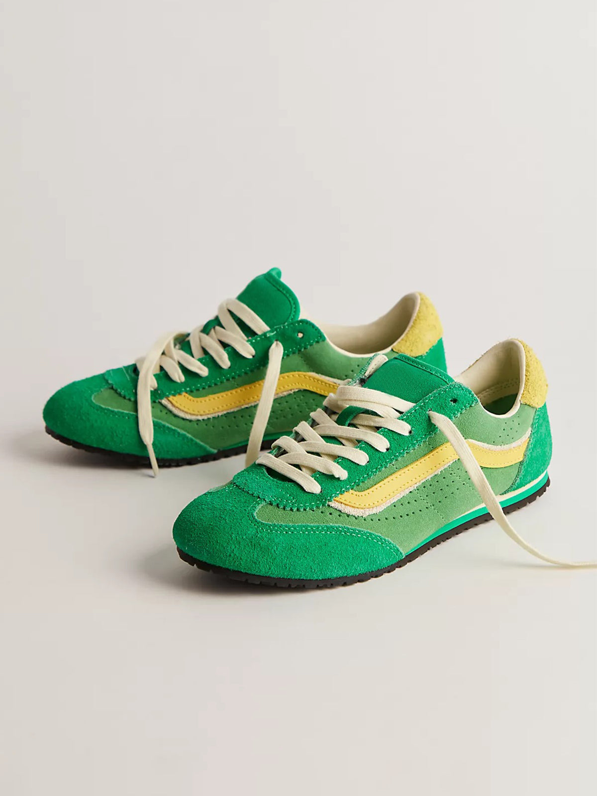 Green Faux Suede Round-Toe Lace-Up Flats Sneakers