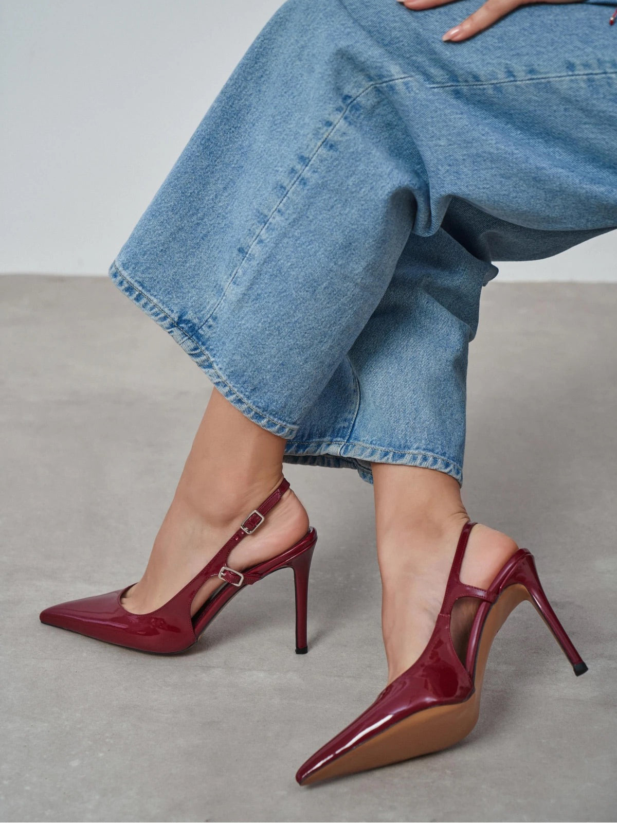 Patent Leather Pointed-Toe Buckle Back Strap Chic High Heels - Burgundy