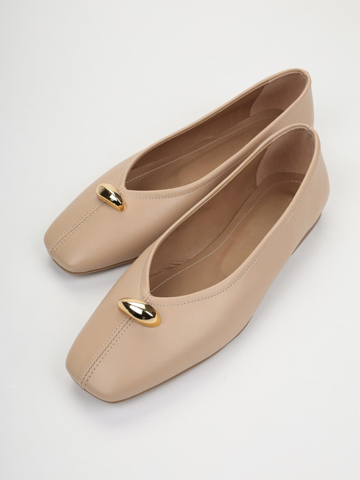 Nude Square-Toe Front Gold Metal Detail Slip-On Flats