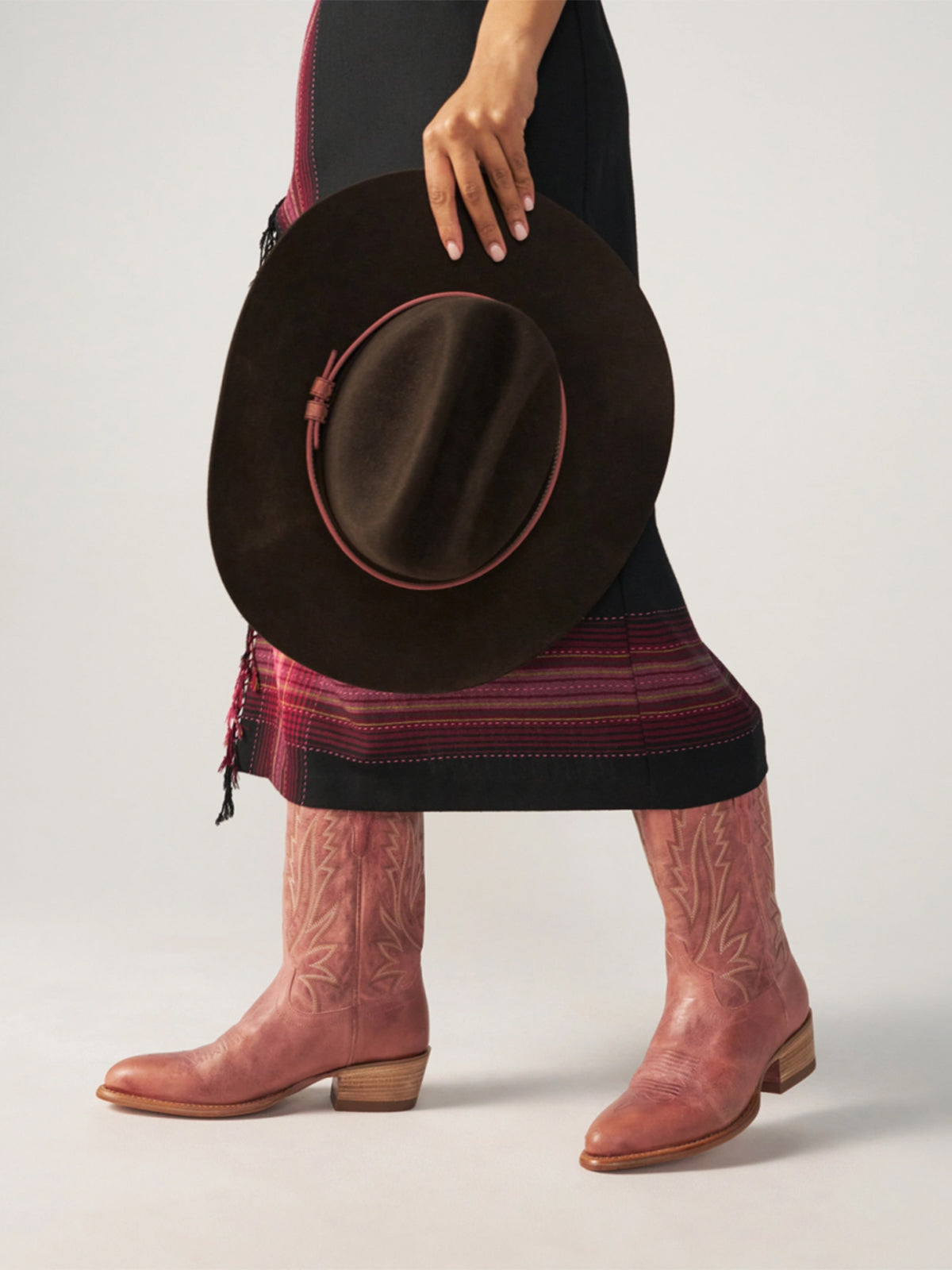 Distressed Pink Almond-Toe Embroidery Mid Calf Cowgirl Boots