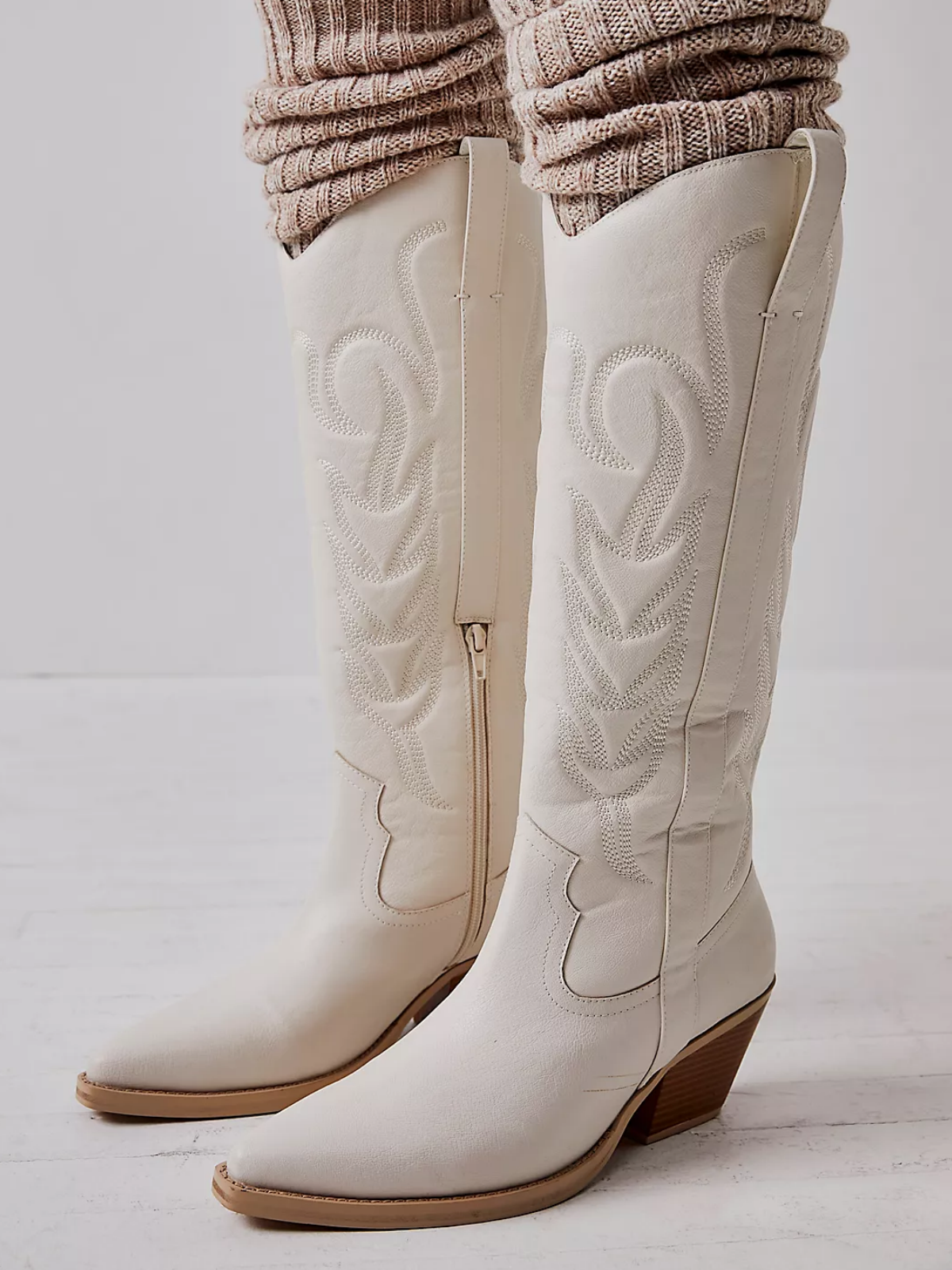 Snip-Toe Half-Zip Embroidery Mid Calf Cowgirl Boots - White