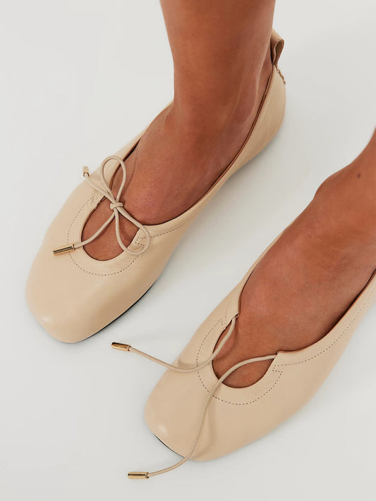 Cream Square-Toe Slip-On Classic Flats With Bow