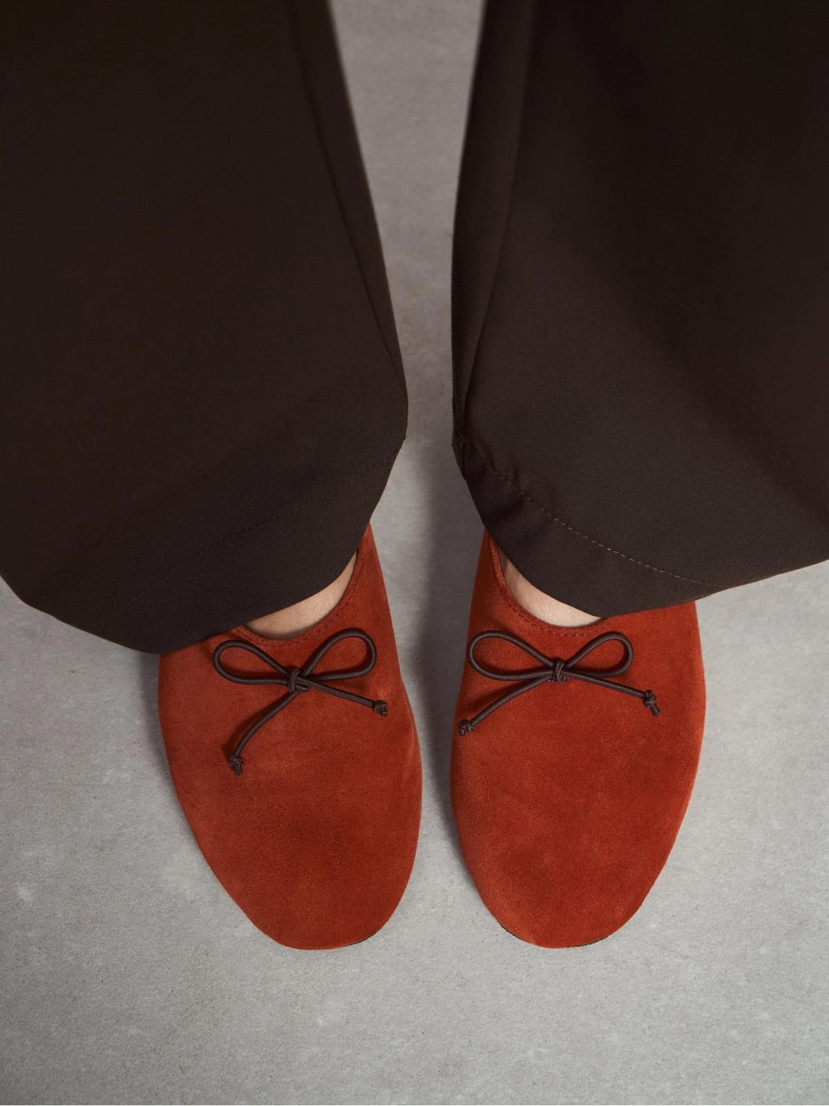 Brick Red Cow Suede Round-Toe Front Bow Slip-On Flats