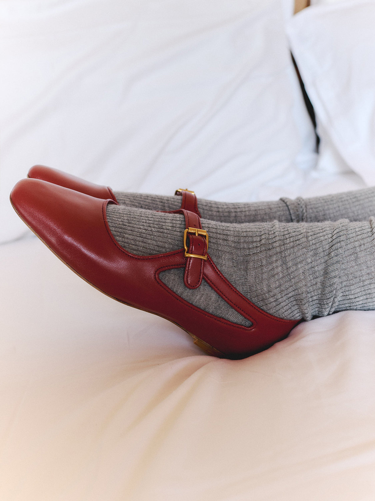 Square-Toe Buckle Strap Chic Flats - Red