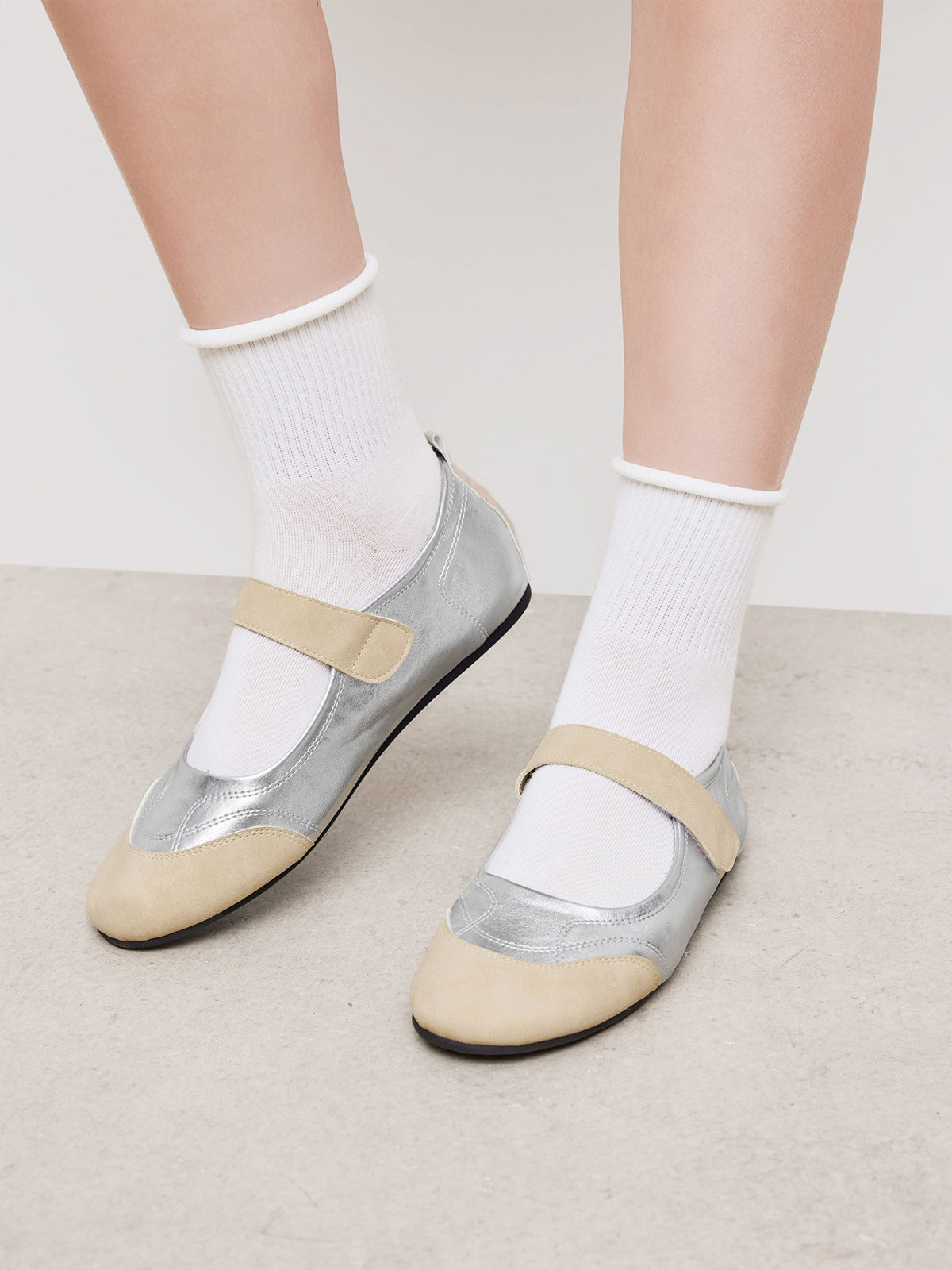 Contrast Beige And Silver Round-Toe Chic Mary Jane Strap Flats